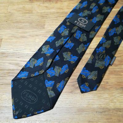 necktie-fendi-italy-2