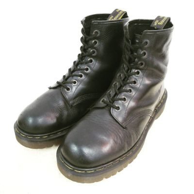 8hole-drmartens-boots