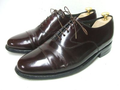憂うつな通勤時間でさえエレガントな気分に。1983年9月製【FLORSHEIM】CAPTOE